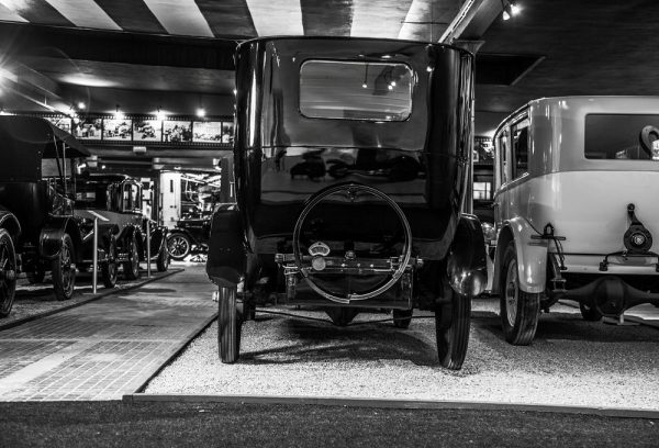 Chevrolet FB 40 Sedan - Image 2