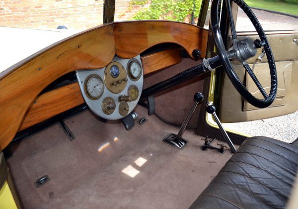 Aster 18/50 HP Coupe - Image 3