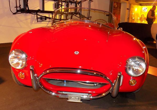 AC Cobra 427