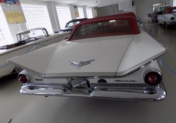 Buick Electra 225 Convertible