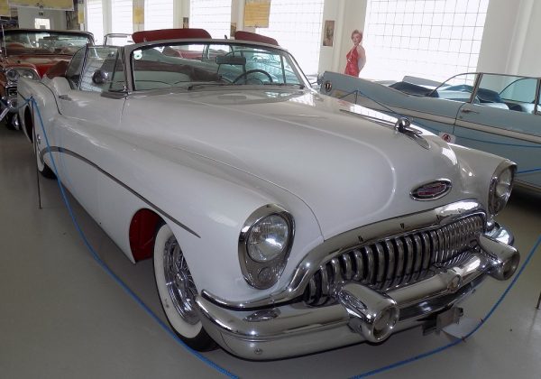 Buick Roadmaster Skylark V8 Convertible
