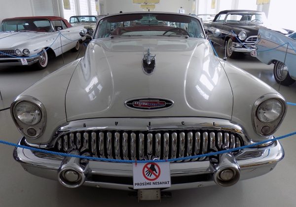 Buick Roadmaster Skylark V8 Convertible