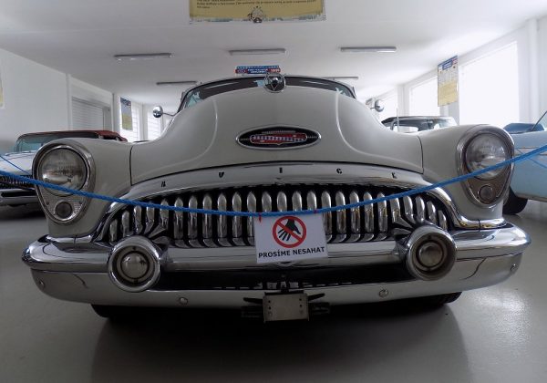 Buick Roadmaster Skylark V8 Convertible