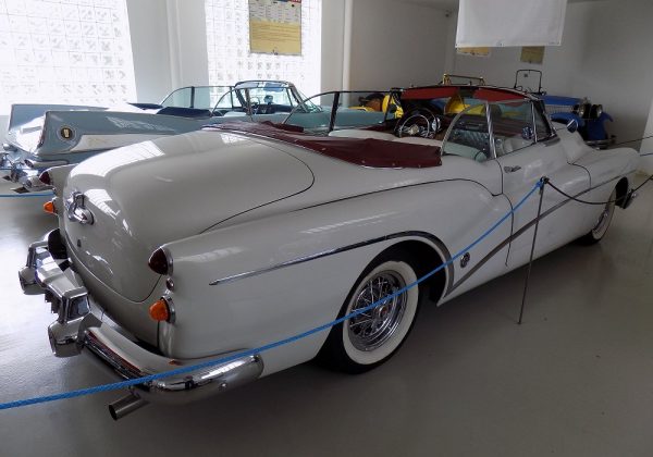 Buick Roadmaster Skylark V8 Convertible