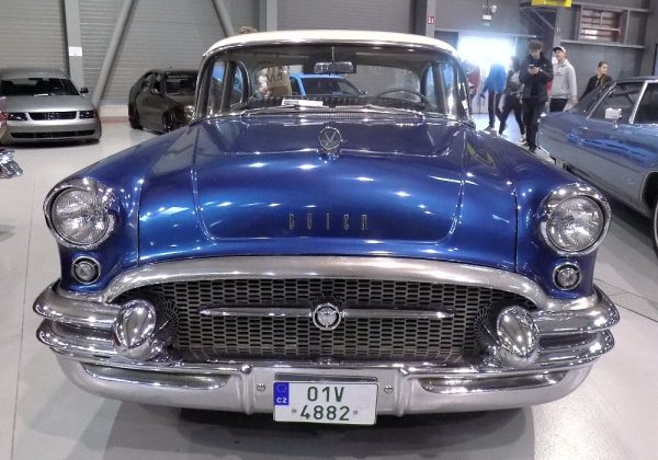 Buick Special 2-door Sedan Model 48