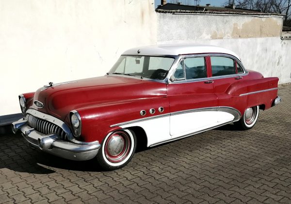 Buick Super Eight Sedan Model 52