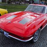 Chevrolet Corvette Sting Ray Convertible 300 HP