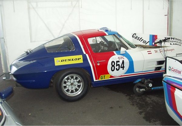 Chevrolet Corvette Sting-Ray 327 V8 360 HP