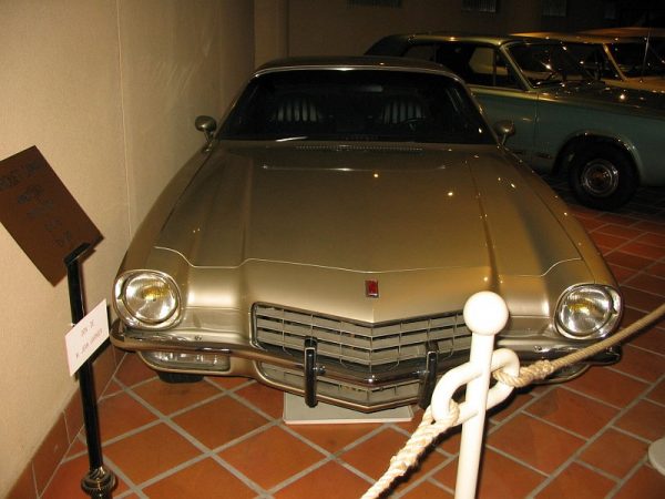 Chevrolet Camaro 250
