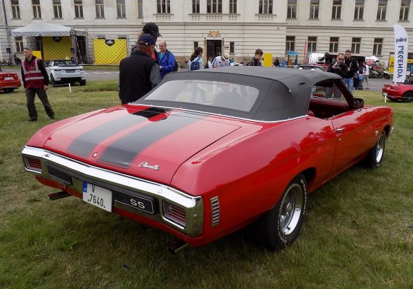 Chevrolet Chevelle Malibu Convertible 307
