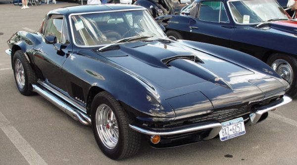 Chevrolet Corvette 427 Coupe 435 HP