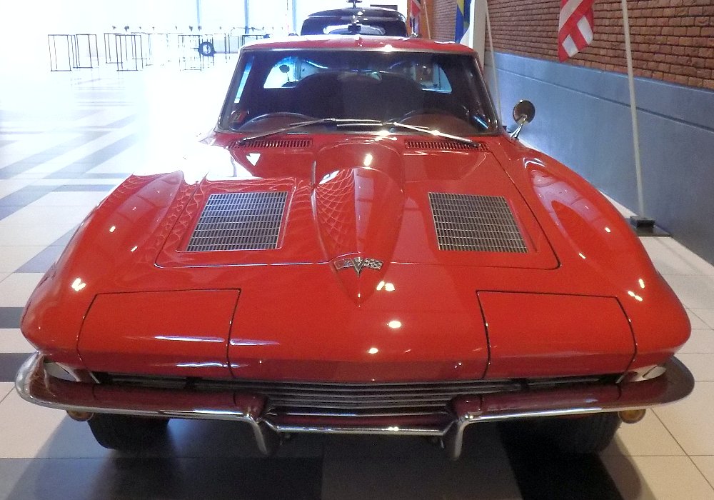 Chevrolet Corvette Sting-Ray 327 V8 250 HP Split Window