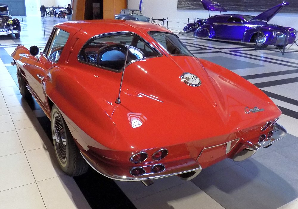 Chevrolet Corvette Sting-Ray 327 V8 250 HP Split Window