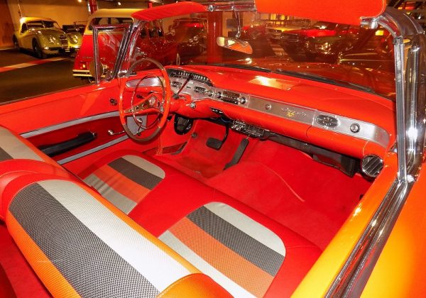 Chevrolet Impala Convertible 185 HP