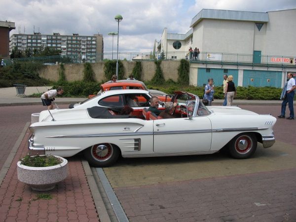 Chevrolet Impala Convertible 250 HP