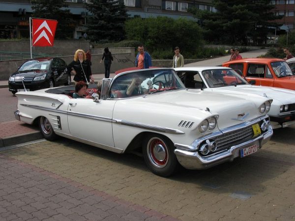Chevrolet Impala Convertible 250 HP
