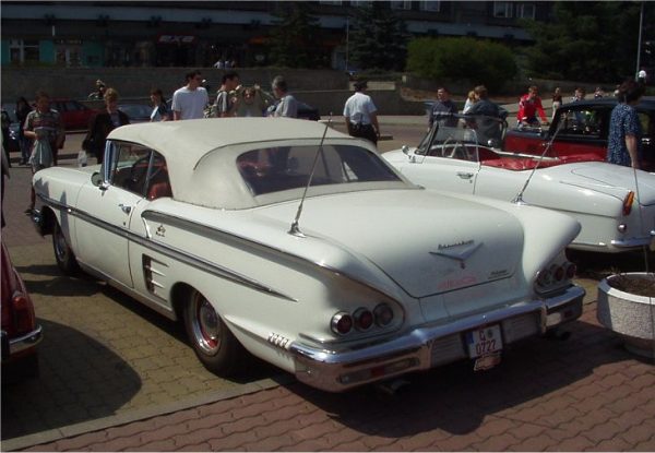 Chevrolet Impala Convertible 250 HP