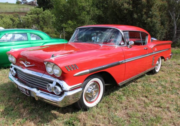 Chevrolet Impala Hardtop Coupe 250 HP