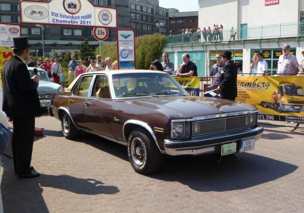 Chevrolet Nova Concours Sedan 250