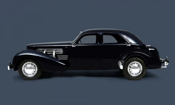 Cord 812 Supercharged Beverly Sedan