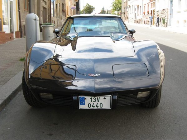 Chevrolet Corvette 195 HP