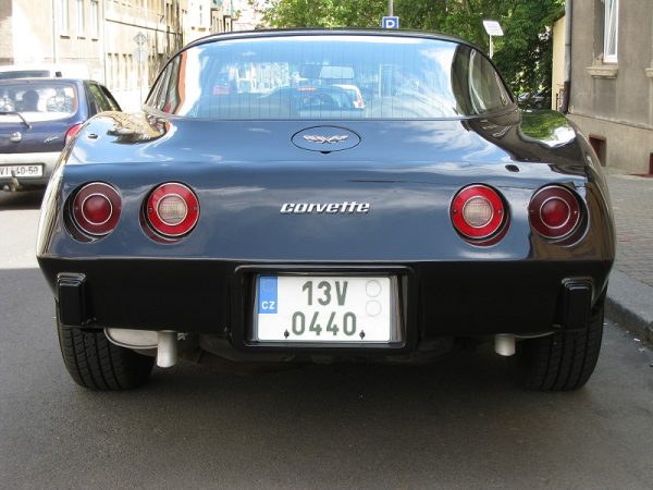Chevrolet Corvette 195 HP