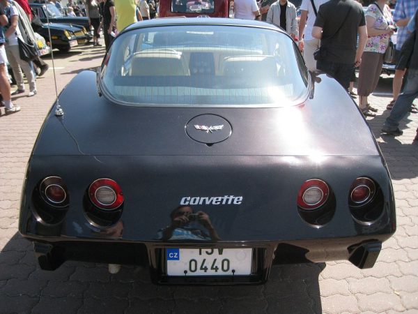 Chevrolet Corvette 195 HP AT
