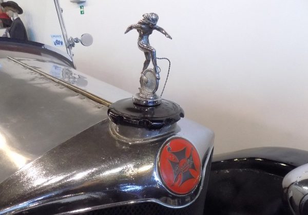 Crossley 15.7 Silver Sports Tourer