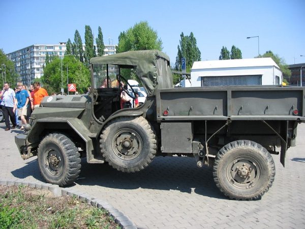 DAF YA126