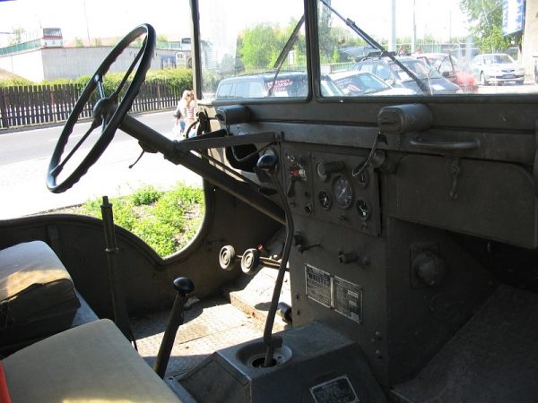 DAF YA126
