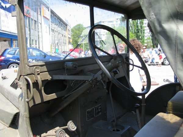 DAF YA126