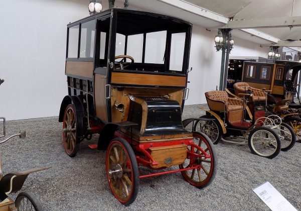 Daimler Bus