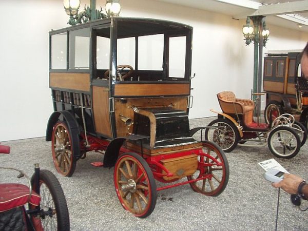 Daimler Bus