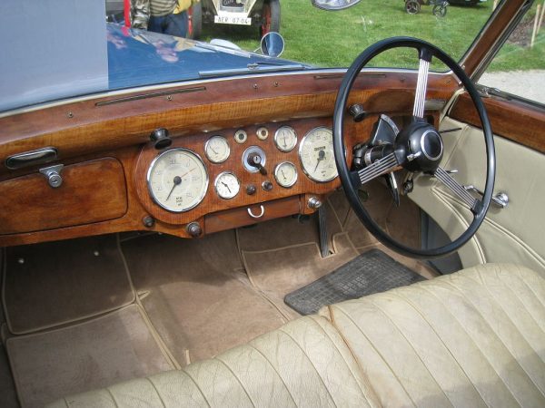 Daimler DB18 Special Sports Barker