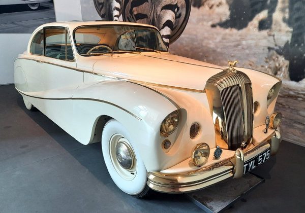 Daimler DK 400 Golden Zebra Coupé