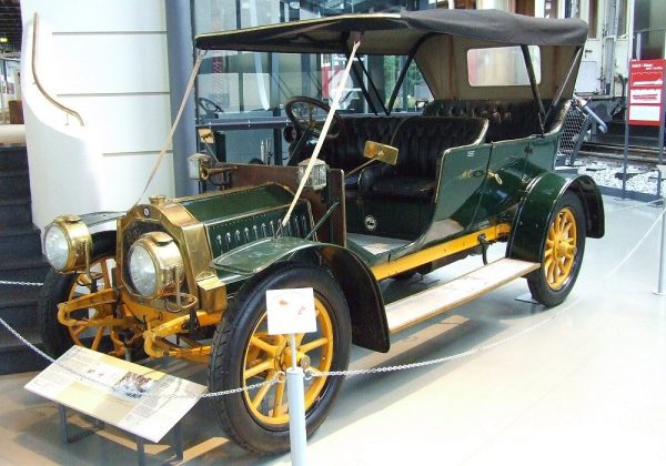 De Dion-Bouton 12 HP Phaeton