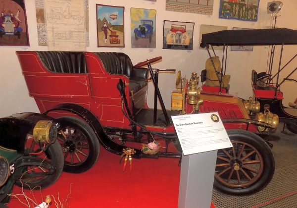 De Dion-Bouton 8 HP Tonneau