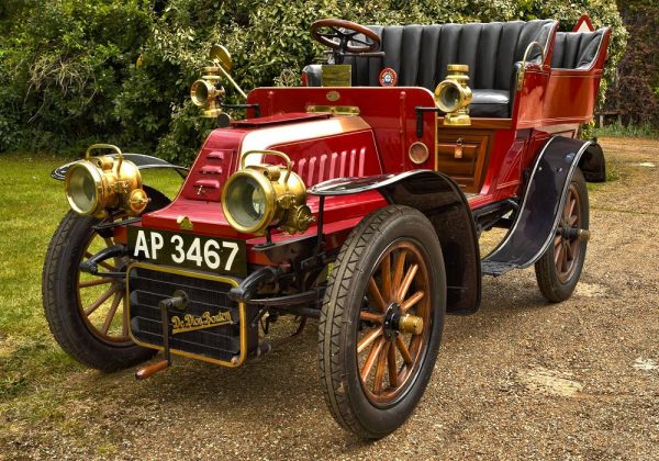 De Dion-Bouton 8 HP Tonneau