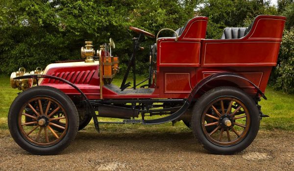 De Dion-Bouton 8 HP Tonneau