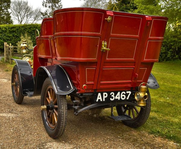 De Dion-Bouton 8 HP Tonneau