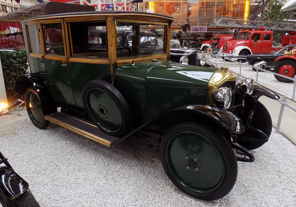 De Dion-Bouton Type ID 10 CV Limousine