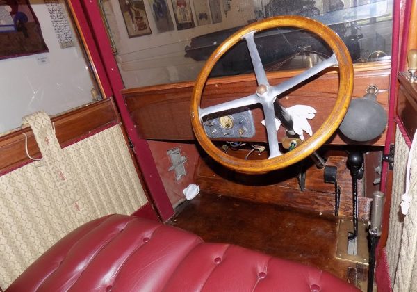 De Dion-Bouton Type IE 10 CV Paris Town Car