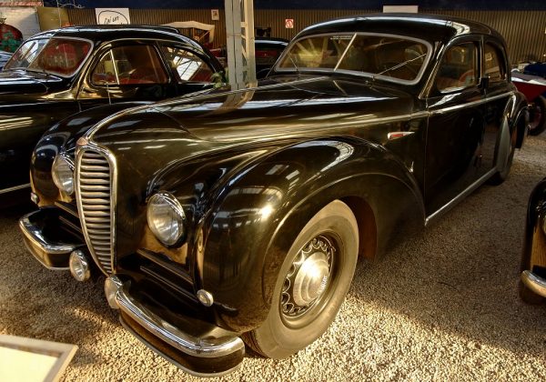 Delahaye 180 Berline Chapron