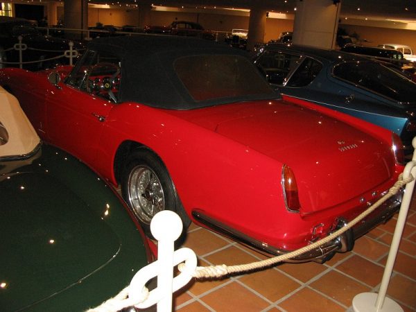 Ferrari 250 GT Spyder 17 CV