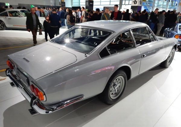 Ferrari 365 GT 2+2