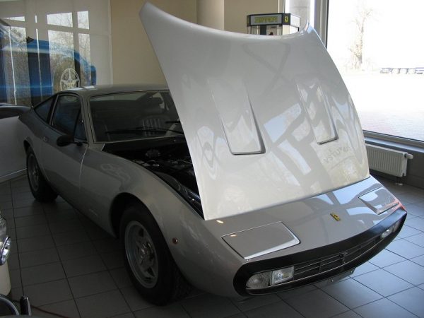 Ferrari 365 GTC/4