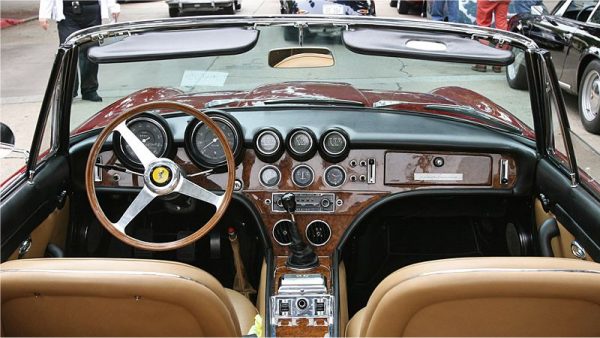 Ferrari 365 Spyder California