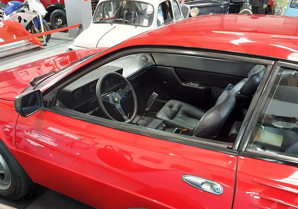 Ferrari Mondial 8