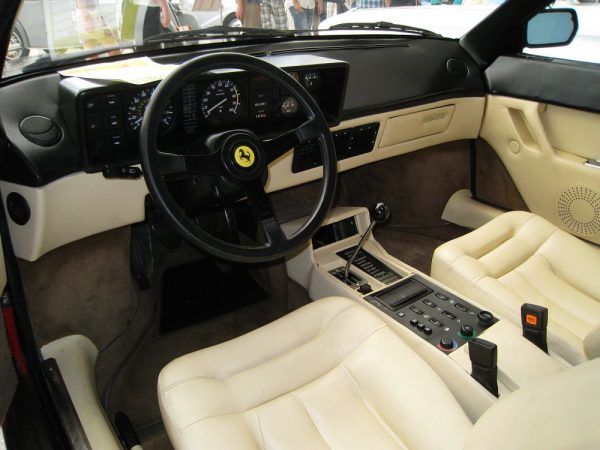 Ferrari Mondial QV Spider