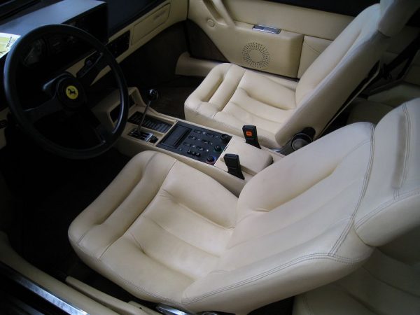 Ferrari Mondial QV Spider